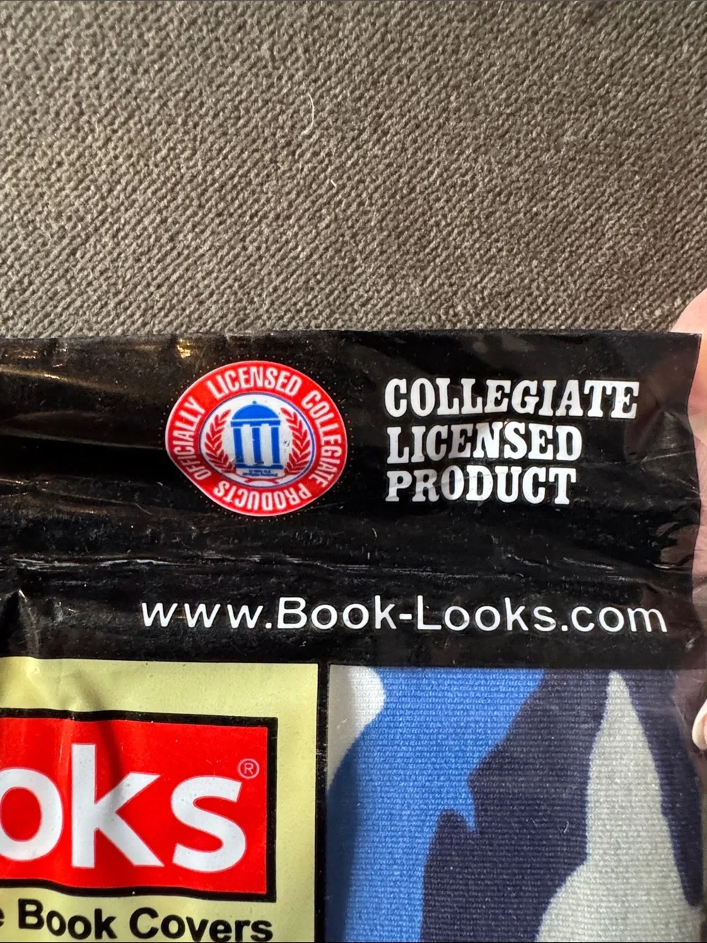 Book Looks vintage stretchable